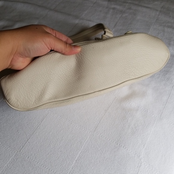 MICHAEL KORS Handbag Mint Condition - Picture 3 of 5